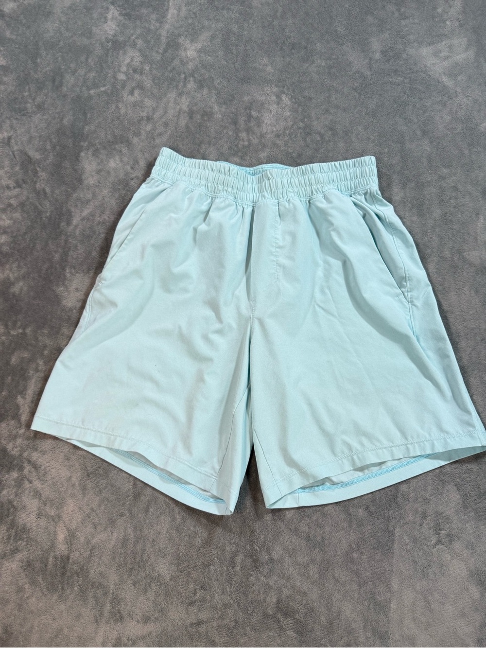 Lululemon Men’s Pace Breaker Lined Shorts 7” Light Blue Size Small